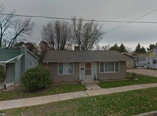 303 E Park St, New Lisbon, WI 53950