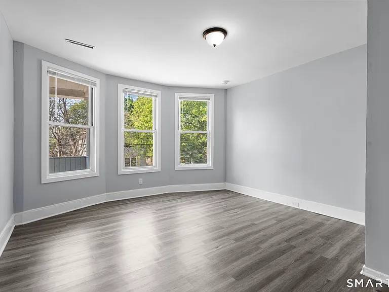 165 Starr St #2 — Photo 15