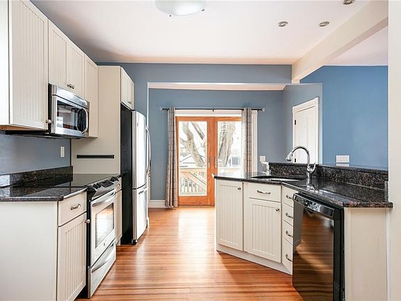 2nd image of 5 Cummings Rd