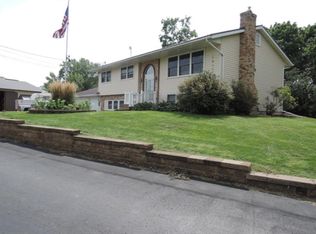 9692 County Road 2 Rd, Glencoe, MN 55336