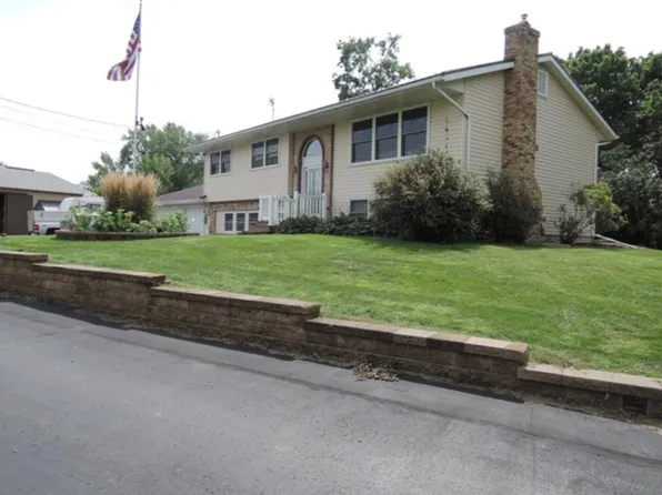 9692 County Road 2 Rd, Glencoe, MN 55336