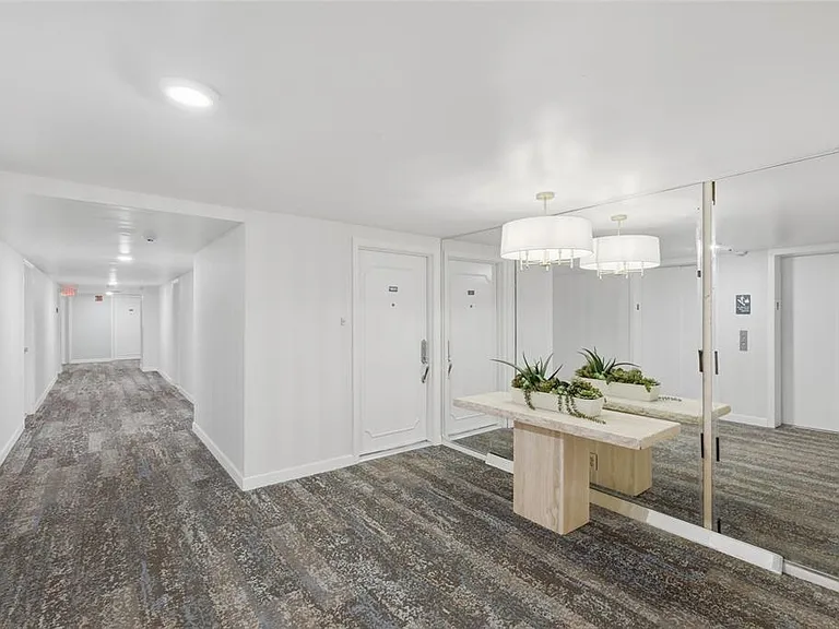 1750 Benjamin Franklin Dr #9B — Photo 5