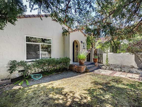 3rd image of 3780 La Selva Dr