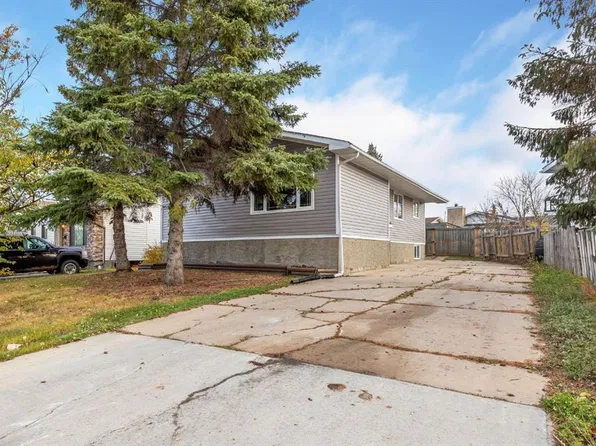 276 N Cochrane Cres, Wood Buffalo, AB T9K 1J4