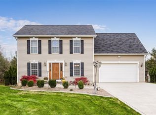 752 Patty Ln, Webster, NY 14580