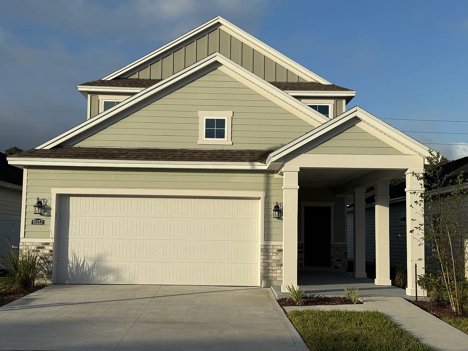 4 bed, 2407 sqft, $2,850 — Photo 3