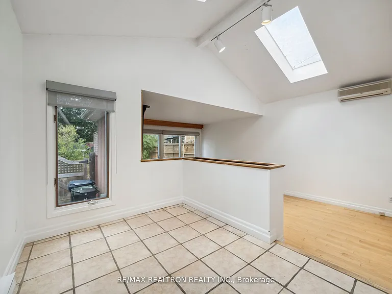186 Wanless Ave — Photo 21