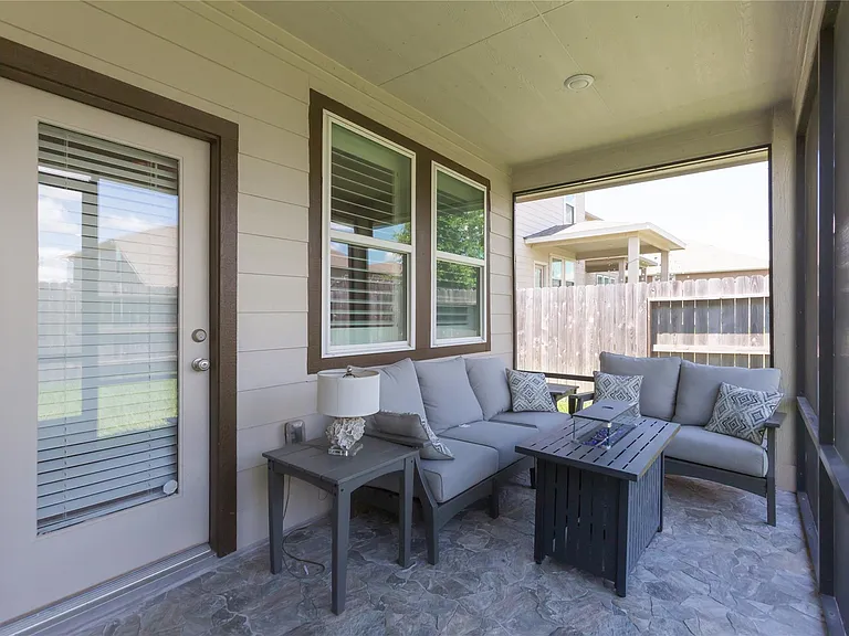 7058 Silverleaf Oak St — Photo 17