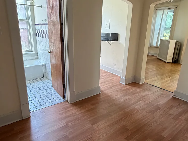 3118 W Palmer Blvd #2F — Photo 13