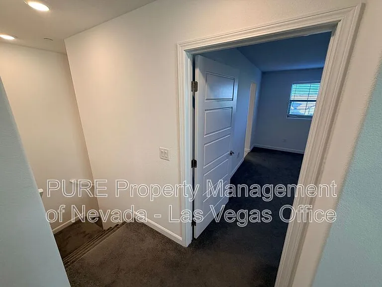 815 Watford Pl — Photo 30