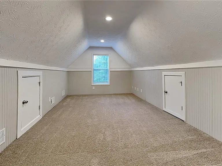 1480 Princeton View Ct — Photo 15