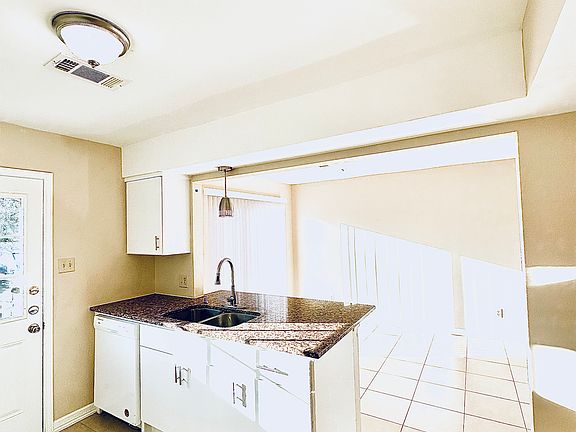 3rd image of 2306 Brazeal St #1