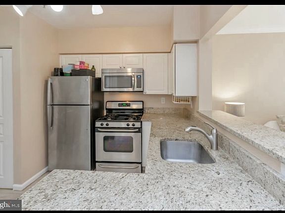 2nd image of 12913 Alton Sq Suite 216