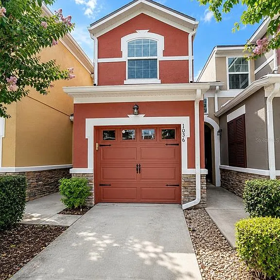 1036 Laurel Ridge Ln — Photo 1