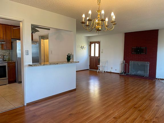 3rd image of 117 Arcadia Dr