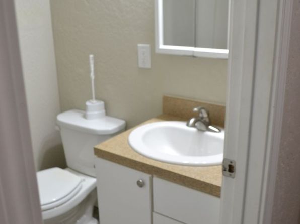 322 6th Ave SE APT 1
