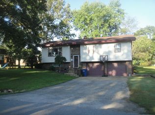 413 N Hamrick St, Houston, MO 65483