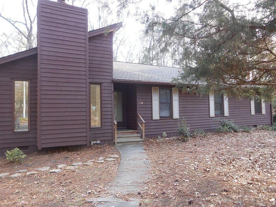 1st image of 108 Aberdeen Ct