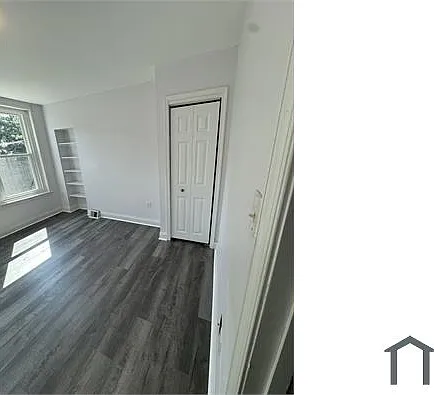 2619 Earp St — Photo 9