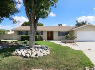2037 Trotter Trl, Norco, CA 92860