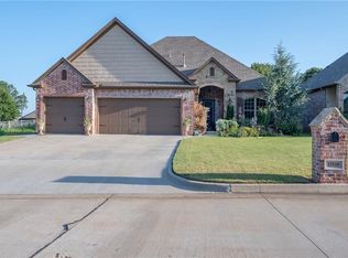 12518 Shady Hollow Dr, Choctaw, OK 73020