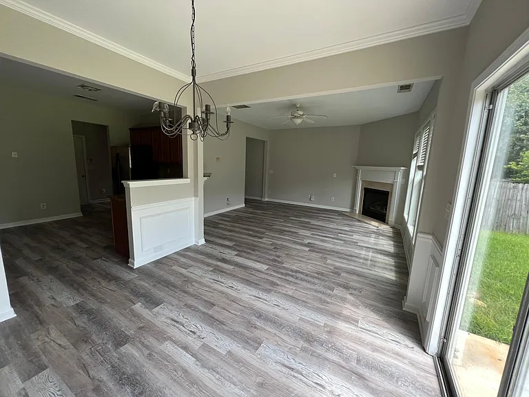 5795 Crestwick Way — Photo 2