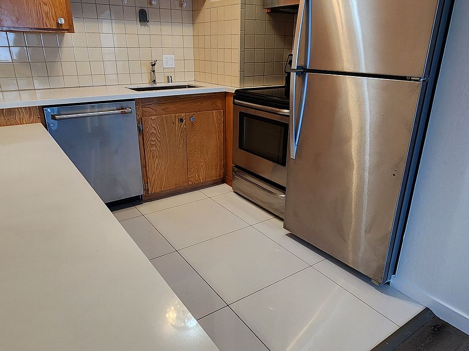 1st image of 370 8th Ave APT 1
