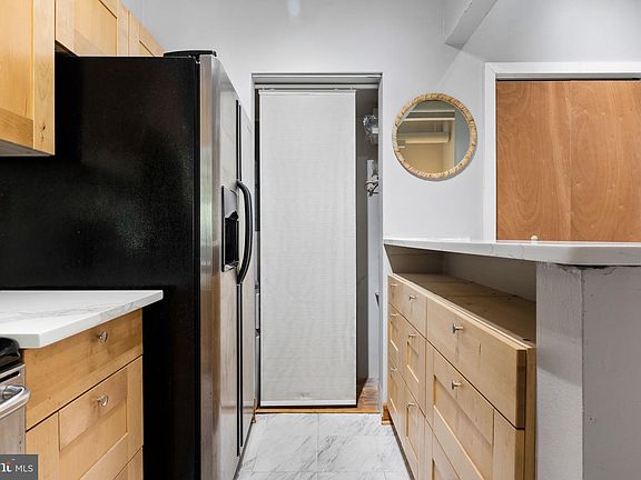 5th image of 3 N Chris Columbus Blvd APT Pl236