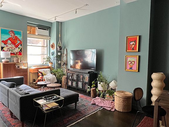 3rd image of 31 Union Sq W APT 3D