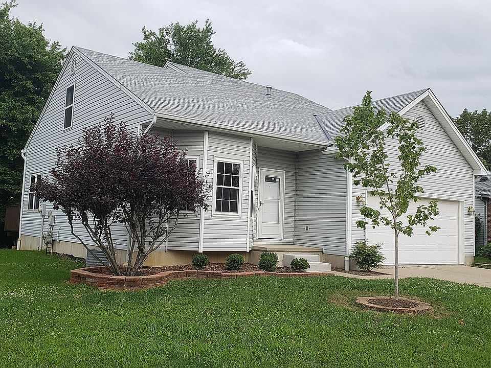 1st image of 18 Heron Dr