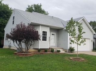 18 Heron Dr, Amelia, OH 45102
