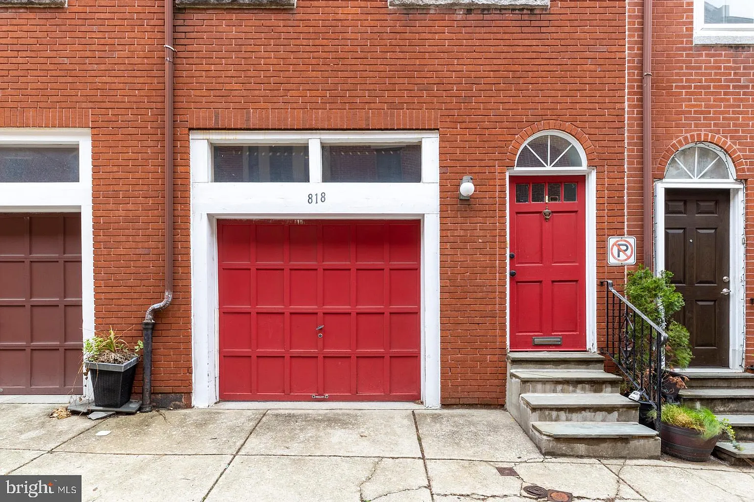 818 N Ringgold St photo 1
