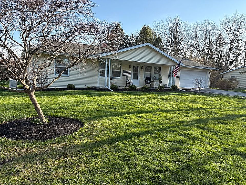 2nd image of 3 Franklin Ave