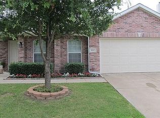 1004 Aviary, Aubrey, TX 76227