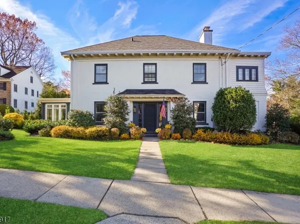 22 High Street, Summit City, NJ 07901