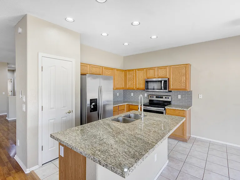6602 W Honeysuckle Dr — Photo 15