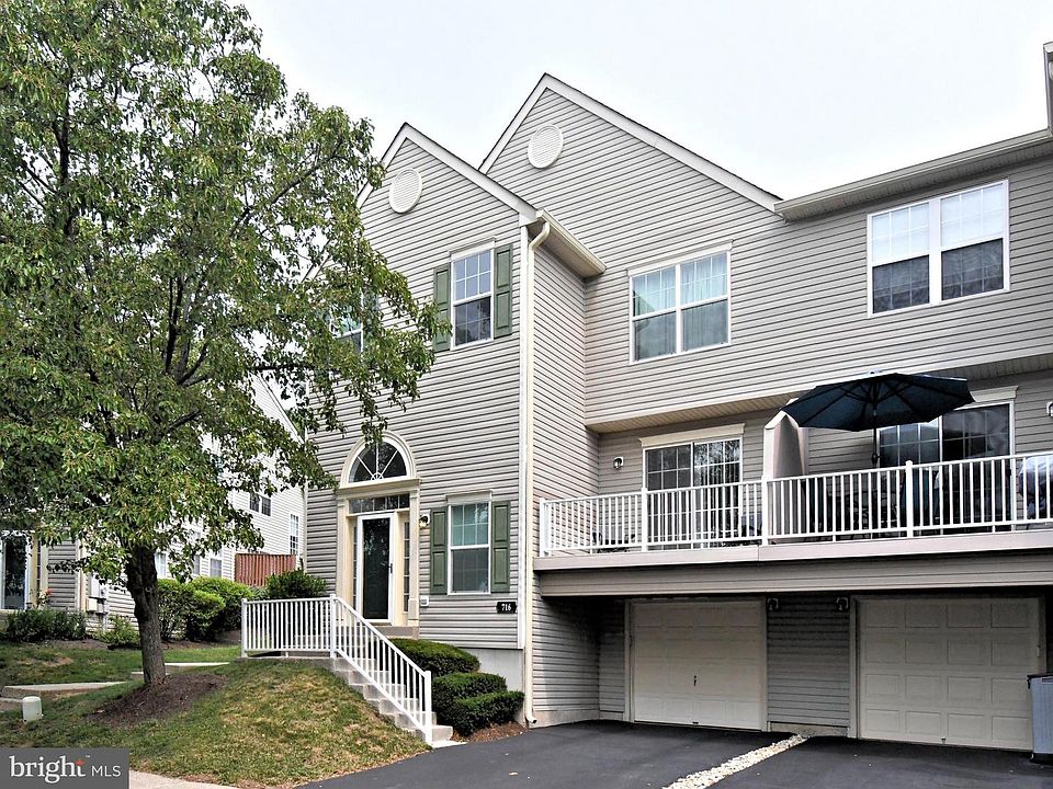1st image of 716 Thornhill Dr