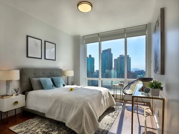 27-17 42nd Road image 1 of 10