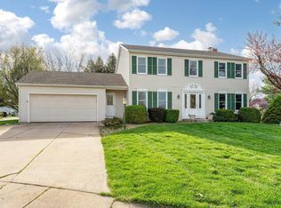 51595 Harvester Dr, Granger, IN 46530