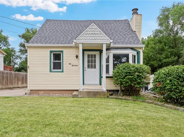 217 E Diehl Ave, Des Moines, IA 50315