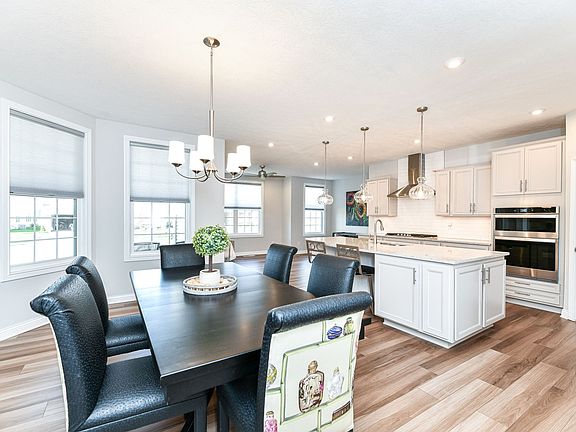 5th image of 16067 Loire Valley Dr