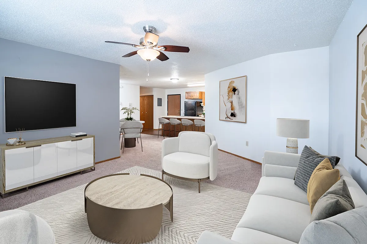 Fargo, ND Cedars 4 Apartments | 21B | Living - Cedars 4