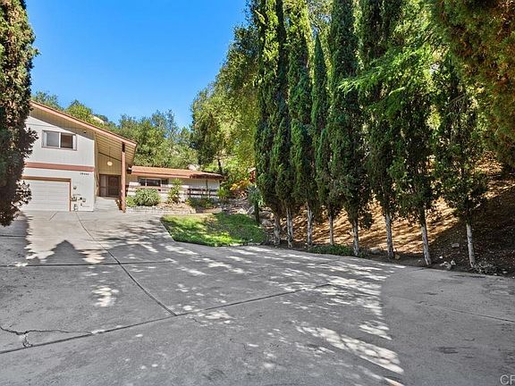 4th image of 28444 Fallen Tree Ln