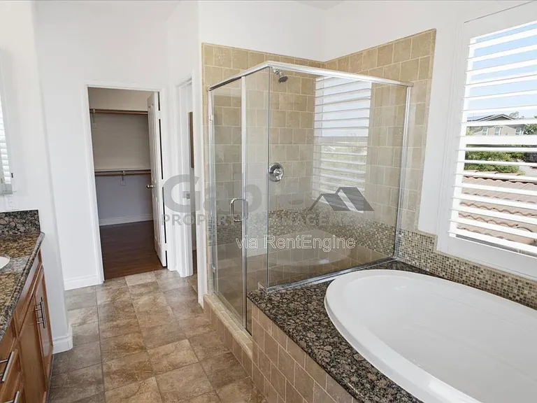 28625 Stonegate Ct — Photo 17