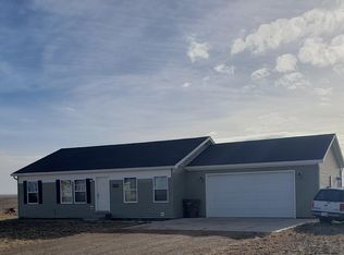 13090 Sandy St, Arnegard, ND 58835
