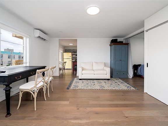 2nd image of 730 Pennsylvania Ave APT 503