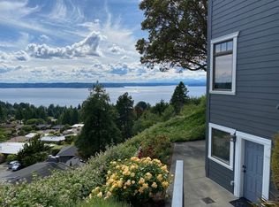 8479 42nd Ave SW #B, Seattle, WA 98136