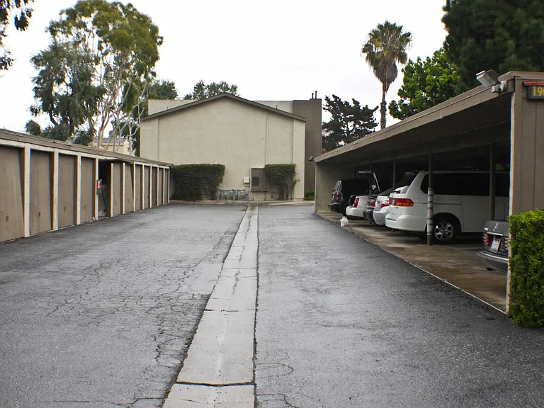 19072 Florida St #14 — Photo 19