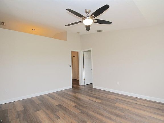 3rd image of 626 NW 17th Ave