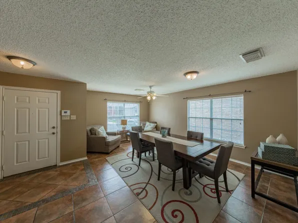 9611 Diamond Gap, San Antonio, TX 78254
